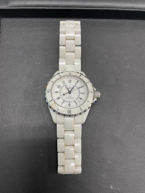 CHANEL J12 自動巻き 時計