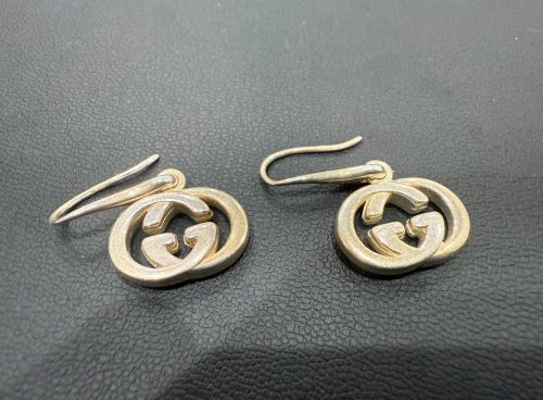 GUCCI　グッチ　インターロッキングG　アクセサリー　スイングピアス　シルバーアクセサリー
