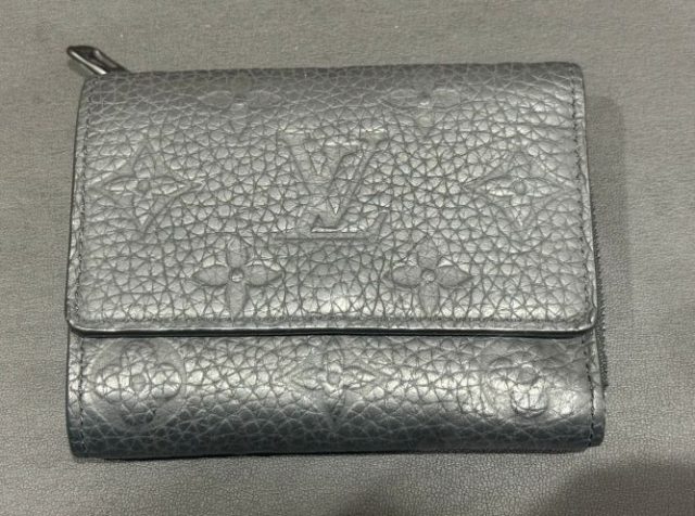 ルイヴィトン Louis Vuitton ポルトフォイユ パイロット ノワール M82556