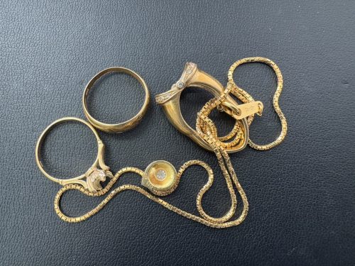 横浜市南区で【金・貴金属】金アクセサリーの買取なら買取おりづる横浜弘明寺店へ！