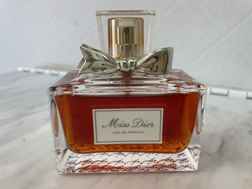 横浜市泉区緑園、緑園都市で【MissDior（ミスディオール）】香水の買取なら買取おりづるいずみ中央店へ！