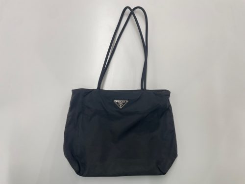 横浜市泉区上飯田で【PRADA】ブランドバッグの買取なら買取おりづるロピアいずみ中央店へ！