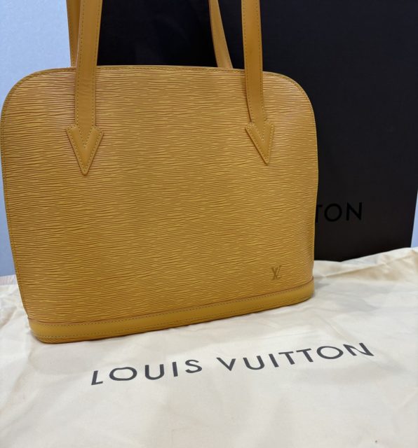 LV　ルイ・ヴィトン　リュサック　M52289　エピ　タッシリイエロー　トートバッグ