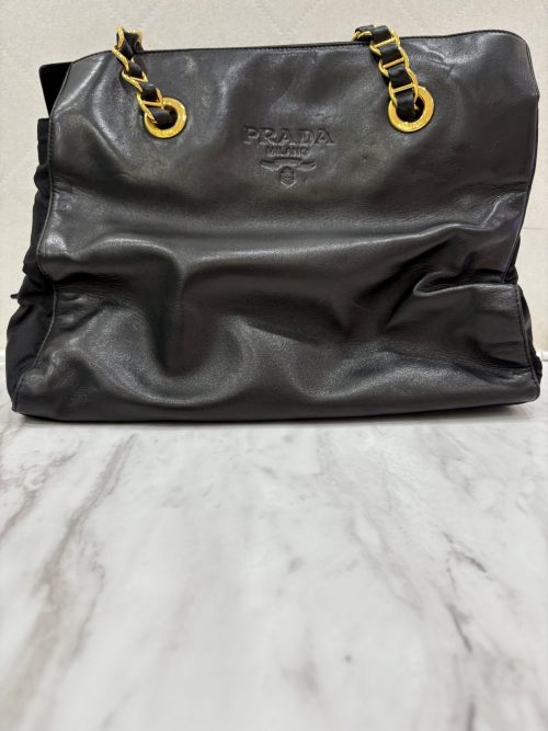 静岡市駿河区で【プラダ/PRADA買取 静岡】プラダの高価買取なら買取おりづる静岡ドン・キホーテパウSBS通り店がおすすめ♪