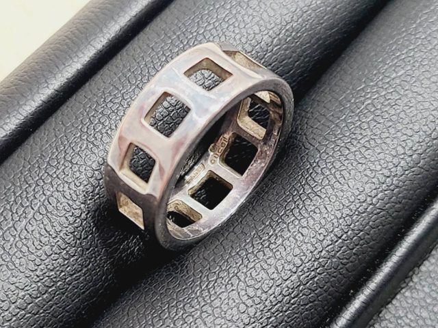 GUCCI オープンスクエアリング SV925