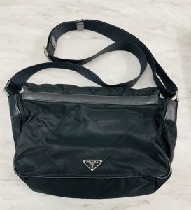 横浜市瀬谷区で【PRADA プラダ】ブランドバッグの買取なら買取おりづるロピアいずみ中央店へ！