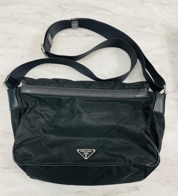 PRADA プラダ キルティング ナイロン ショルダーバッグ 付属品無し