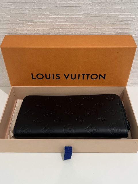 LOUIS VUITTON ルイヴィトン モノグラム エクリプス ジッピーウォレットヴェルティカル