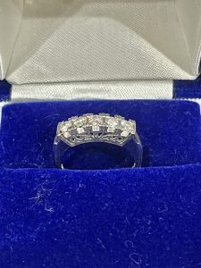横浜市都筑区 センター北で【プラチナ 貴金属  指輪 ダイヤモンド 買取 センター北 】プラチナ ダイヤモンド 貴金属 アクセサリー の高価買取なら買取おりづる横浜センター北店にお任せください！
