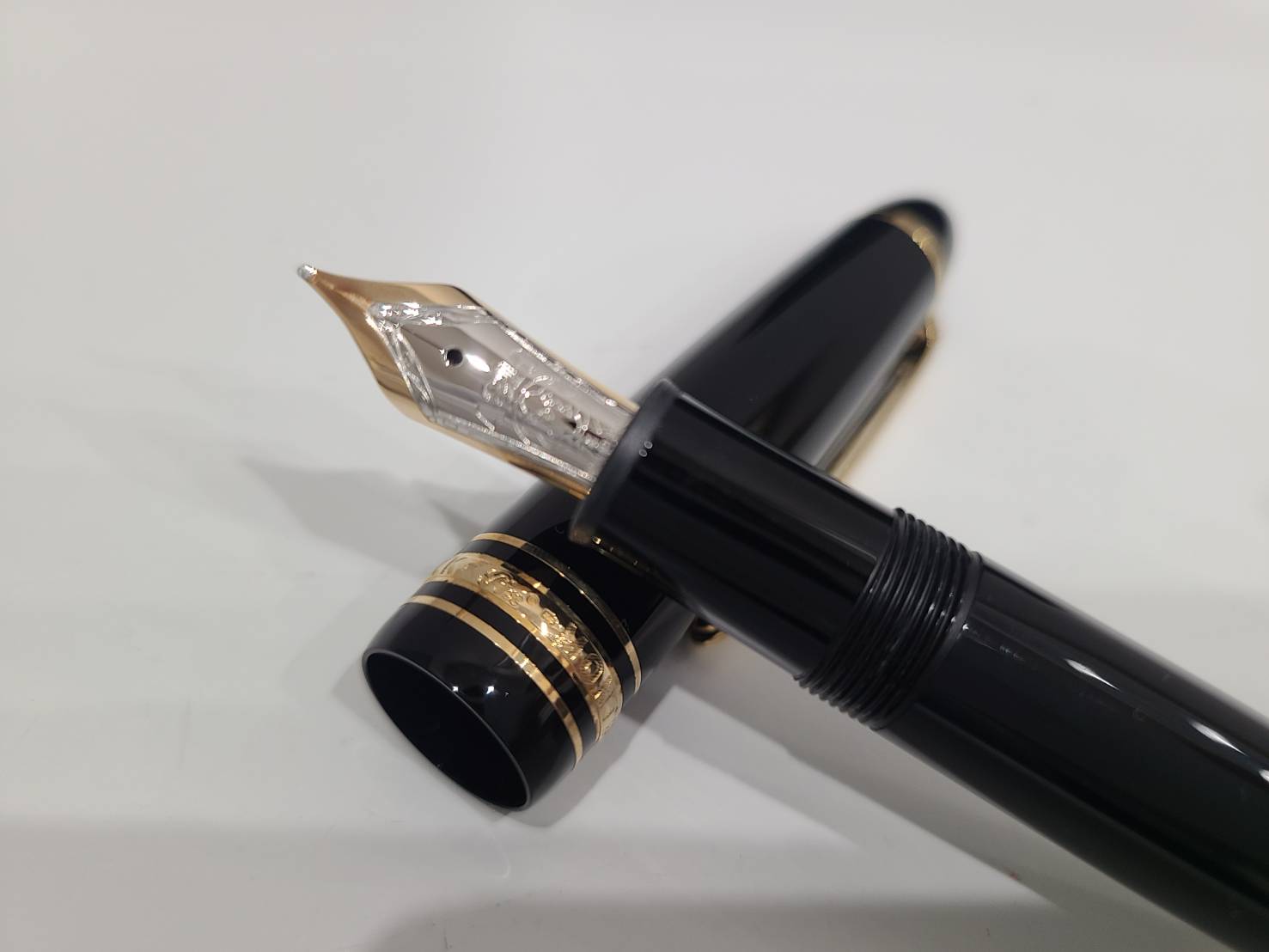 東京都世田谷区喜多見で【MontBlanc モンブラン】ブランド品の高価買取なら買取おりづる成城学園前店へ！
