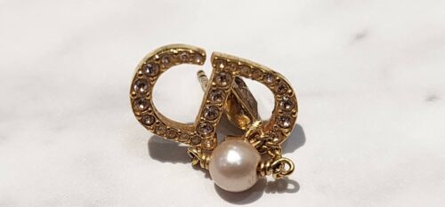静岡市駿河区で【片方だけのピアス 買取 静岡】ディオールの高価買取なら買取おりづる静岡ドン・キホーテパウSBS通り店がおすすめ♪