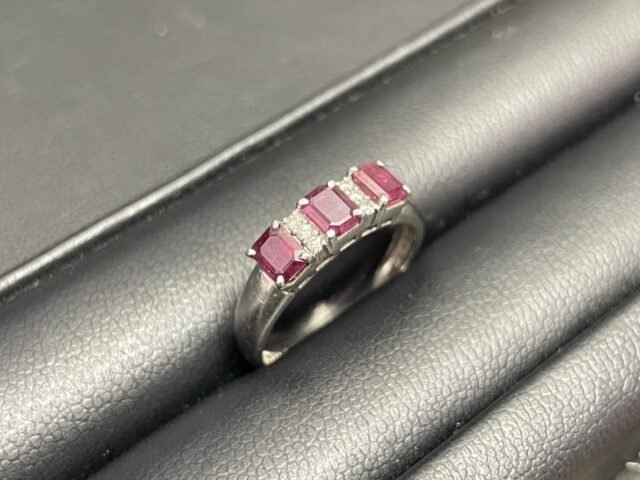 Pt900 ルビー付きリング 0.7ct ジュエリー 宝石 鑑別書なし