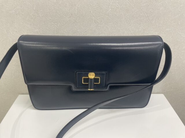 GUCCI グッチ ターンロック ネイビー ショルダーバッグ 付属品無し