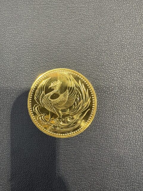 天皇陛下御即位記念 10万円金貨 金貨