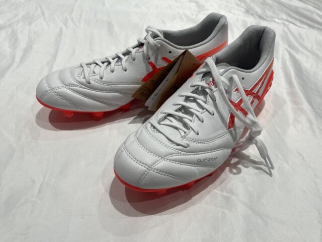 アシックス サッカースパイク