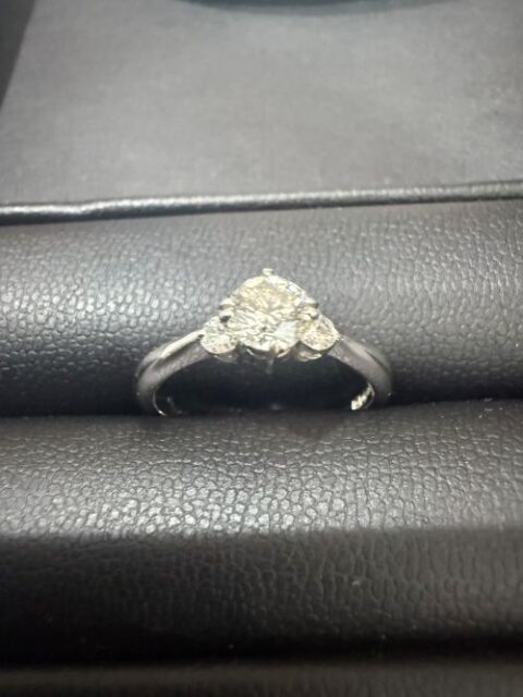 ダイヤモンド ジュエリー プラチナ 指輪 pt950