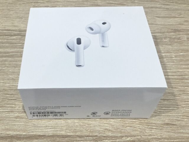 Apple AirPods Pro 3　アップル　エアポッツ　プロ　イヤホン　ワイヤレスイヤホン