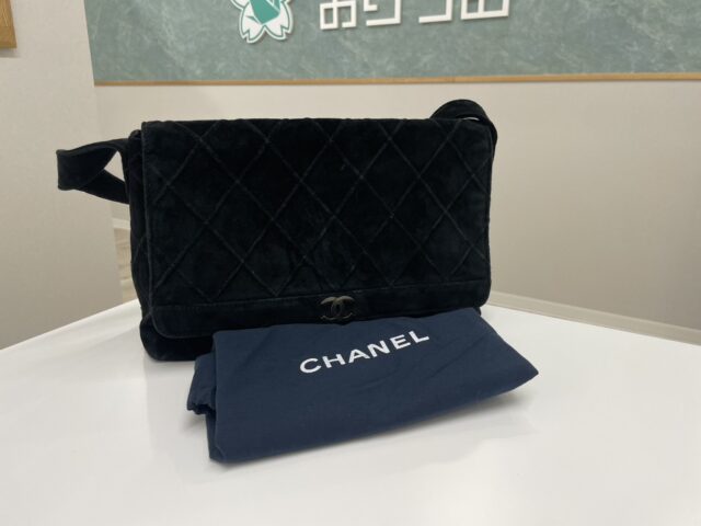 CHANEL シャネル スウェード ショルダーバッグ 6183067