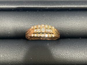 泉区和泉中央で【金 買取 泉区和泉中央】金・貴金属の買取なら買取おりづるロピアいずみ中央店へ！