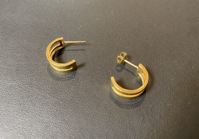 貴金属 K18 イヤリング アクセサリー