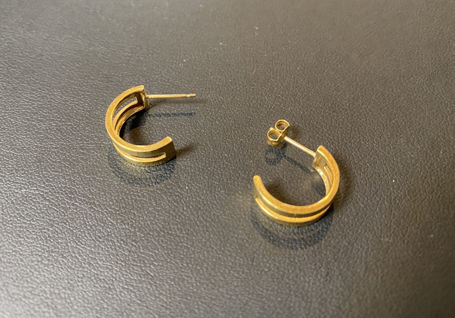 横浜市南区で【金 貴金属】の買取ならリサイクルショップ買取おりづる横浜弘明寺店へ!