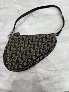 静岡市駿河区で【ディオール買取】ディオールバックの高価買取なら買取おりづる静岡ドン・キホーテパウSBS通り店へ♪