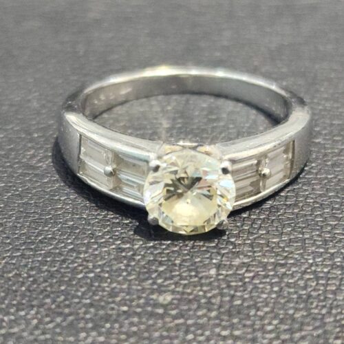 静岡市駿河区で【ジュエリー/宝石付指輪 買取 静岡 】貴金属/アクセサリーの高価買取なら買取おりづる静岡ドン・キホーテパウSBS通り店へ♪