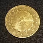 天皇陛下御在位60年記念 10万円金貨