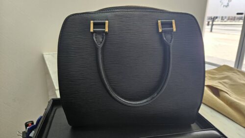 藤枝市で【LV/ヴィトン】ヴィトン売るなら買取おりづるにお任せください!