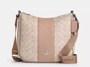 コーチのヘリテージストライプのバッグ