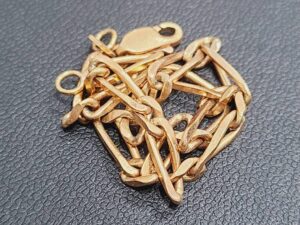 東京都世田谷区成城で【金・貴金属】金アクセサリーの高価買取なら買取おりづる成城学園前店へ