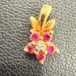 ネックレストップ　金　ルビー　アクセサリー