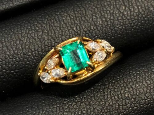 藤枝で【エメラルド/藤枝市】エメラルド売るなら買取おりづるにお任せください!