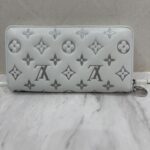 ヴィトン SKI ジッピーウォレット