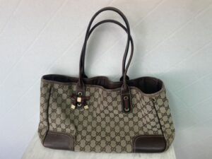 横浜市瀬谷区で【グッチ 買取 瀬谷区】ブランドバッグの買取なら買取おりづるロピアいずみ中央店へ!
