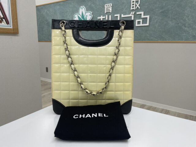 CHANEL シャネル チョコバー チェーントートバッグ シール有