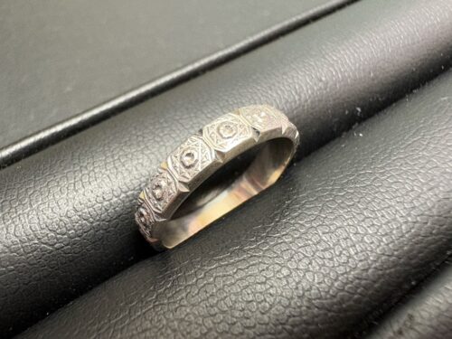 横浜市泉区で【プラチナ 買取 横浜市泉区】貴金属の買取なら買取おりづるロピアいずみ中央店へ！