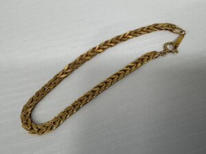 泉区和泉中央で【金 買取 泉区和泉中央】金の買取なら買取おりづるロピアいずみ中央店へ!