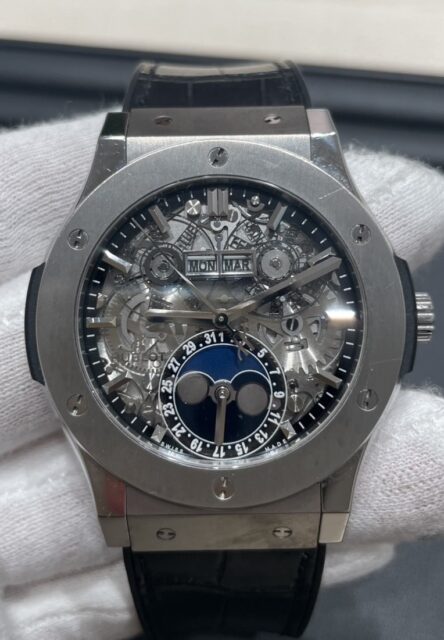 HUBLOT ウブロ アエロフュージョン チタニウム ムーンフェイズ