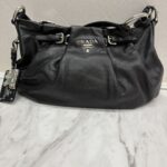 プラダ ワンショルダーカーフ セミショルダーバッグ