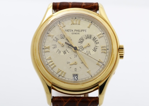 パテックフィリップ　 ＰＡＴＥＫ　ＰＨＩＬＩＰＰＥ　アニュアルカレンダー　ブランド時計
