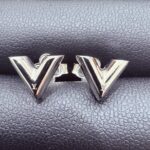 LV ピアス エッセンシャルV M63208