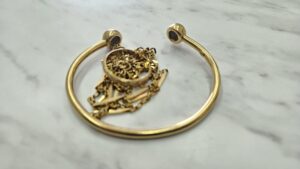 藤枝で【貴金属・金】売るなら買取おりづるにお任せください！