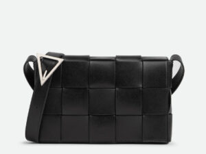 ボッテガヴェネタのカセット