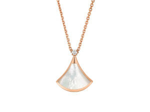 ブルガリのディーヴァ ドリーム ネックレス