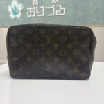 LV モノグラム トゥルース・トワレット23 ポーチ M47524