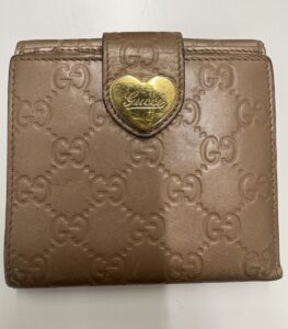 横浜市瀬谷区で【グッチ 買取 瀬谷区】ブランド財布の買取なら買取おりづるロピアいずみ中央店へ!