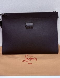 沼津市東椎路で【クリスチャンルブタン(Christian Louboutin) 買取 沼津】ブランドバッグの高価買取なら買取おりづるマックスバリュ沼津沼北店へ♪