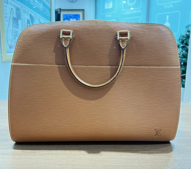 ルイヴィトン LOUIS VUITTON エピソルボンヌ