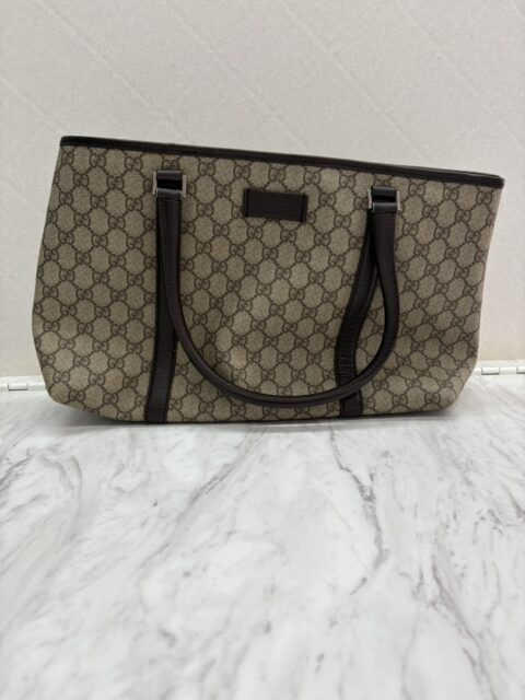 グッチ　GGスプリームトートバック